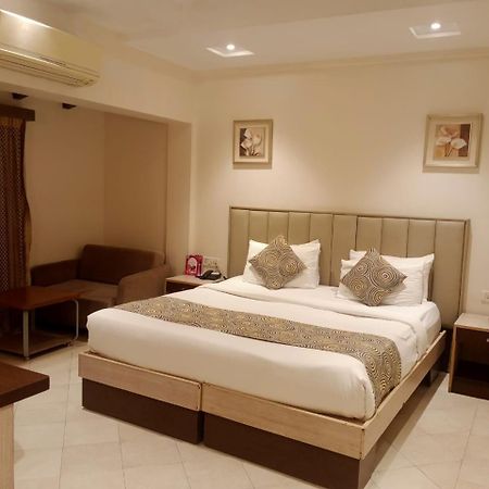 Meritas Crystal Resort Лонавала Экстерьер фото