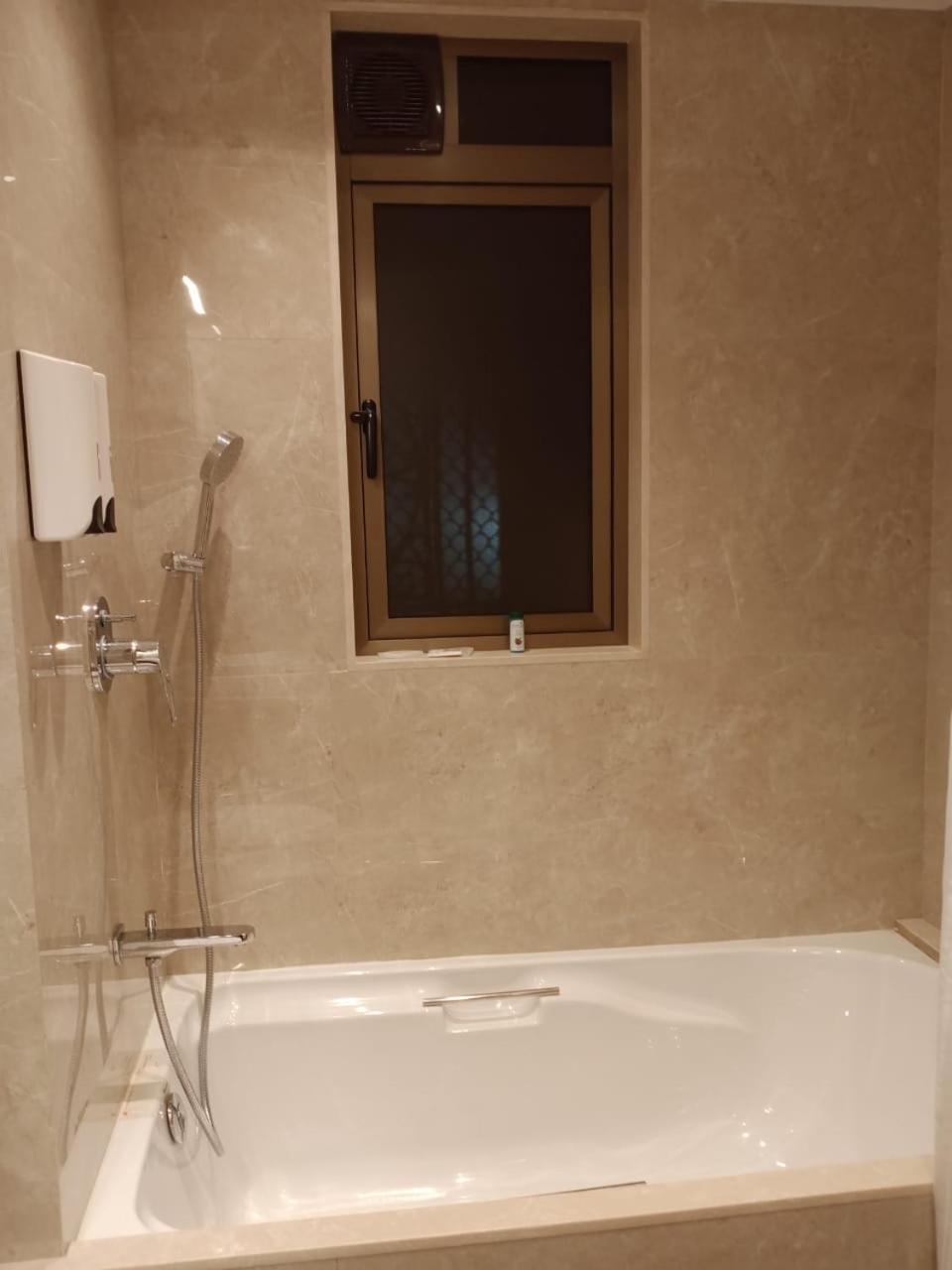 Meritas Crystal Resort Лонавала Экстерьер фото